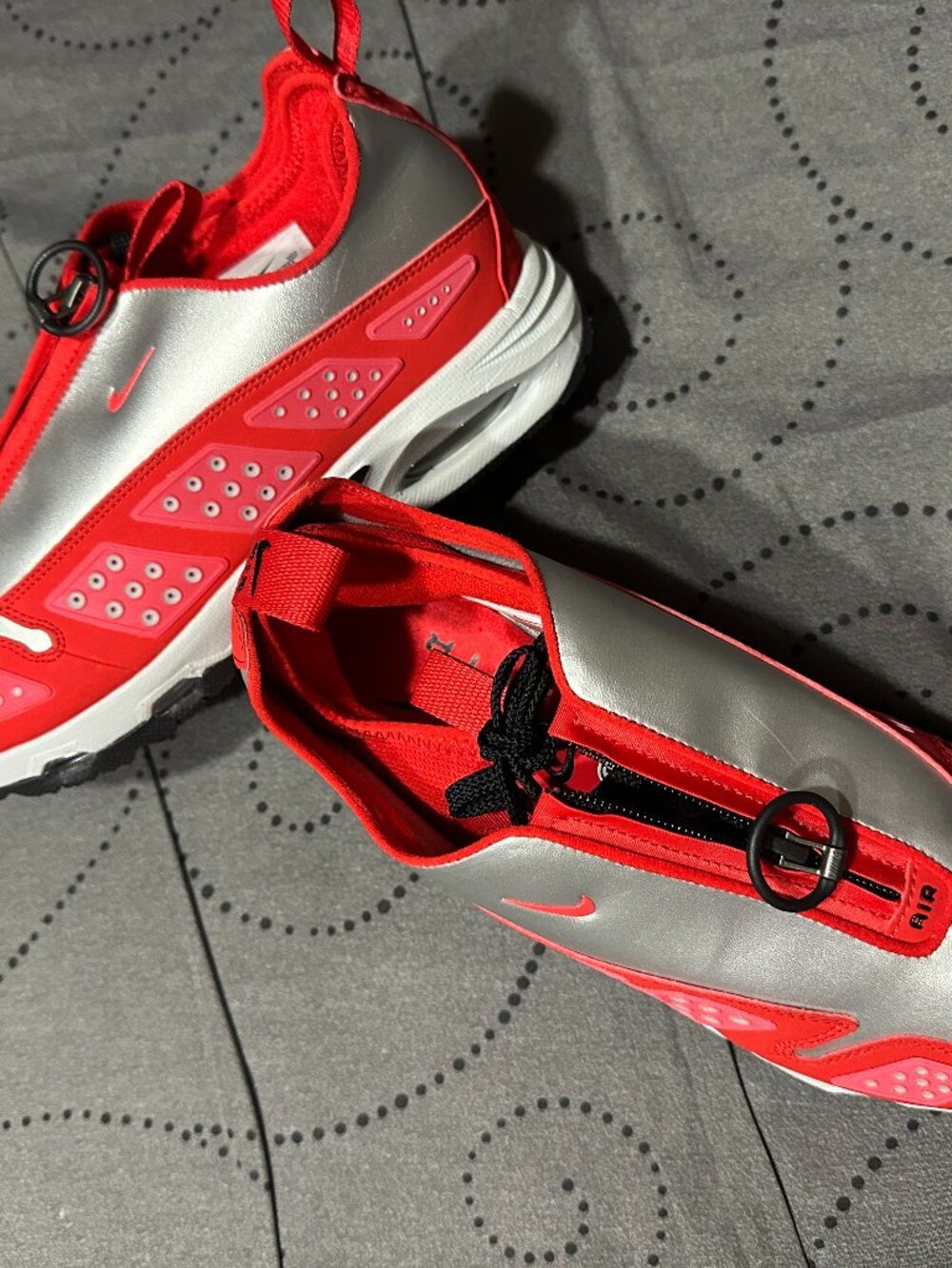 NIKE AIR MAX SUNDER FUSION RED & SILVER SHOES SIZE 8.5 7.5 WOMEN NEW NO BOX $190